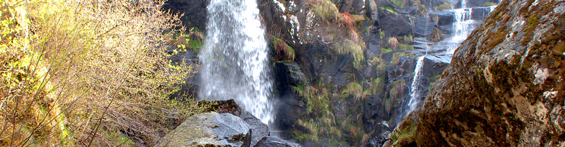 Puebla de Sanabria y las cascadas de Sotillo